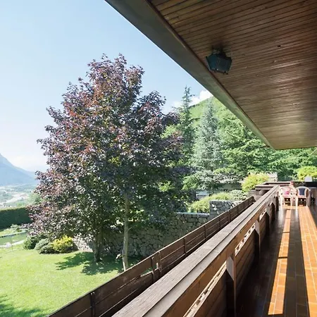 Villa Mazzucco Ponte nellʼAlpi