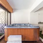 Mazzucco Villa *